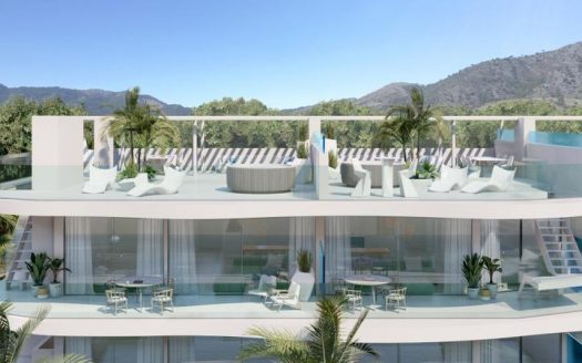 2 bed Luxury Penthouse 25m From The Sea