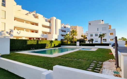 UNDER OFFER! Modern 2 Bed Apartment With Private Solarium in La Fuentes, Villamartin