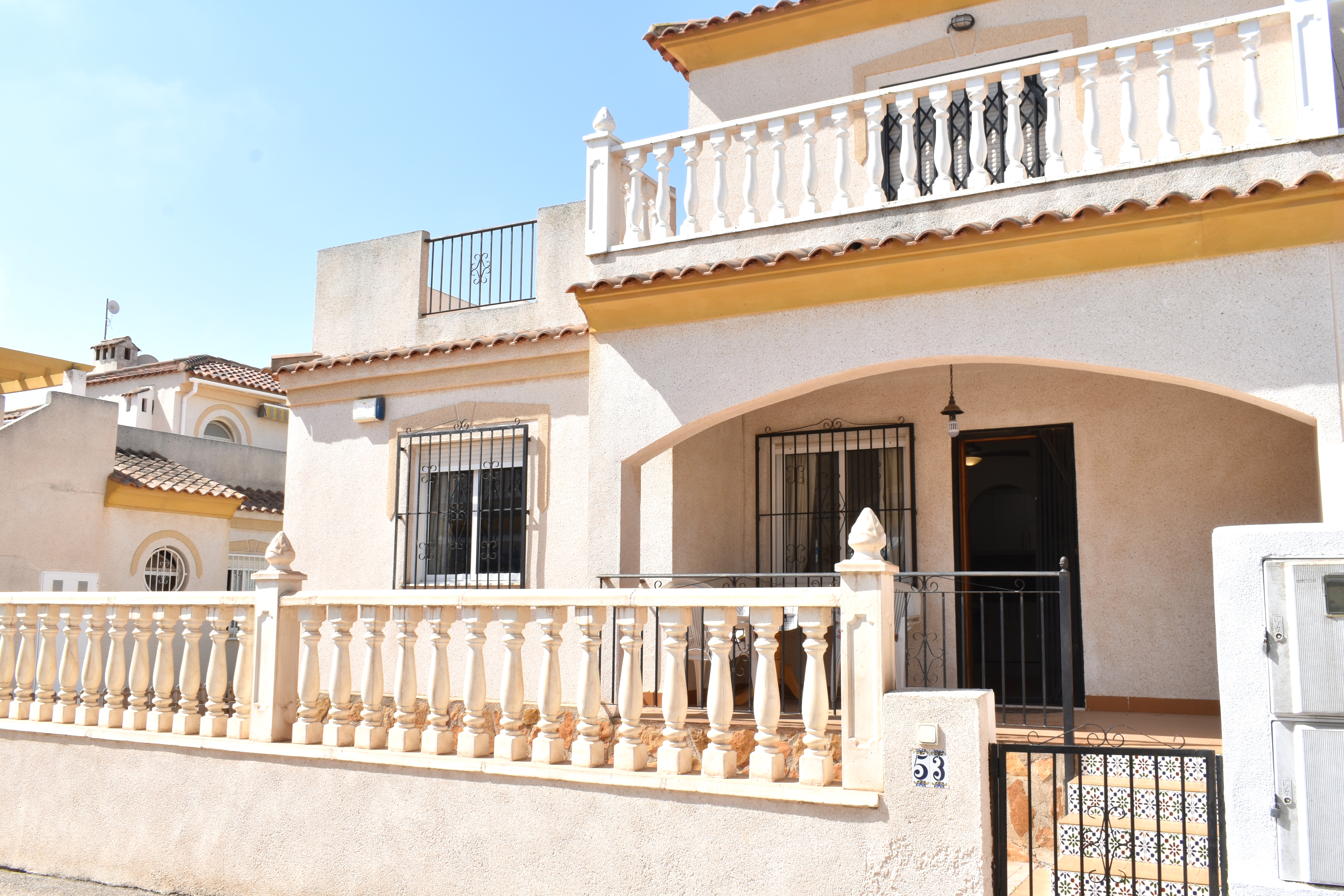 3 Bed Townhouse in Excellent Location of Los Dolses