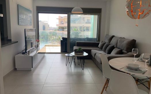 Beautiful 2 Bedroom Apartment in Villamartín