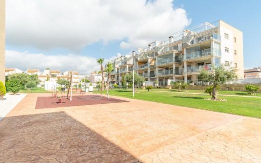 Beautiful 2 Bedroom Apartment in Villamartín