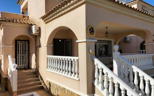 3 Bedroom Villa for sale in El Galan