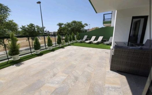 Modern 2 Bedroom Apartment for sale in Mil Palmeras